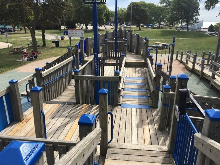 Childrens pirate castle harrow 3 768x576