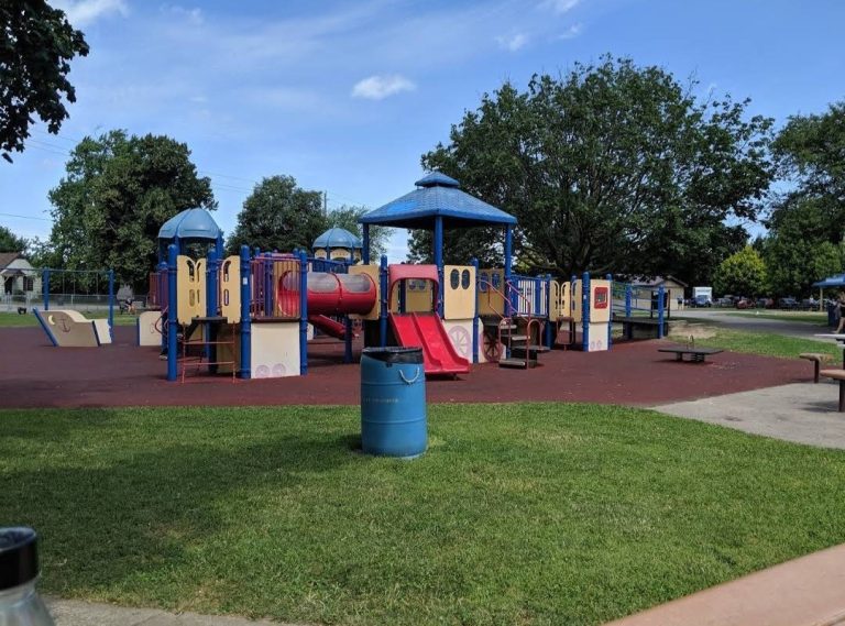 Lester B Pearson Park St Catherines 2 768x569