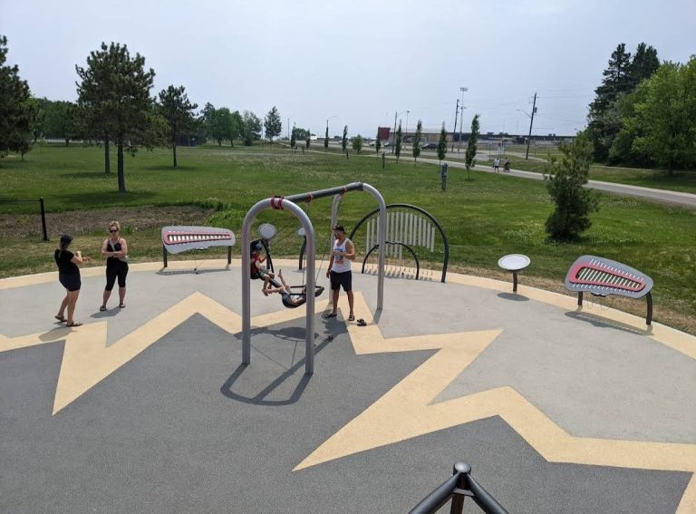 Thunder Bay Boulevard Lake Jumpstart park 3 768x567