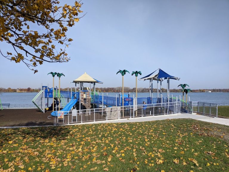 alexander park windsor 5 768x576