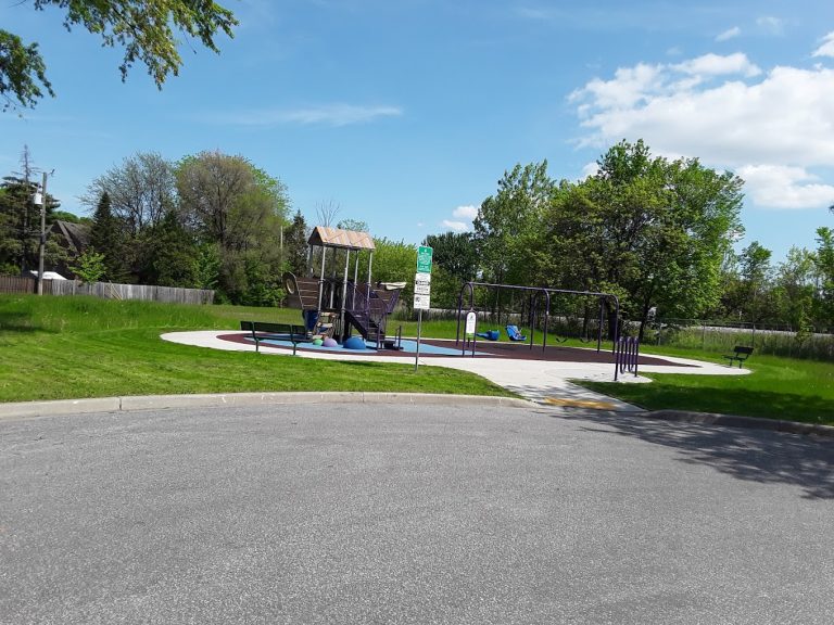 esdras park windsor 2 768x576