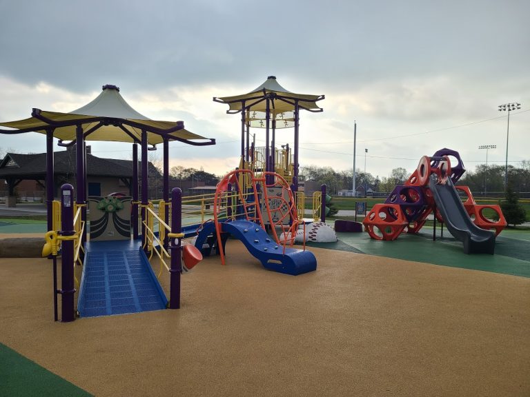 farrow riverside miracle park windsor 13 768x576