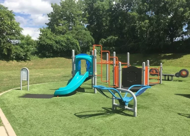 grey robinson park niagara 1 6503451059c3a 768x548