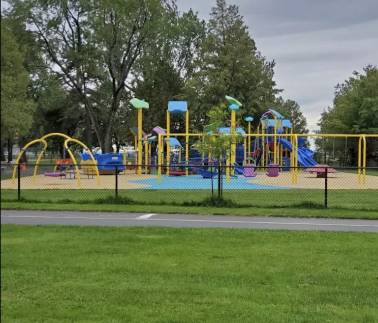 lee park north bay 2 65022d44925d0 768x658