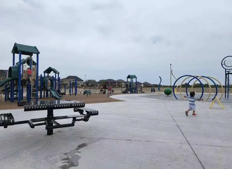 river ridge park lakeshore 2 64fbaf0039176 768x560