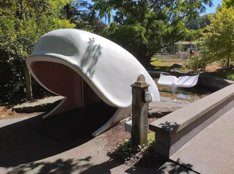 springbank park london 5 64fbd8114afa3 768x572